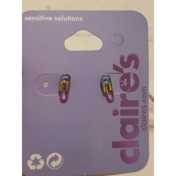 Nwt Claire's Multi-Color Paper Clip Post Back Earrings Pierced Ears Sensitive - Picture 1 of 1